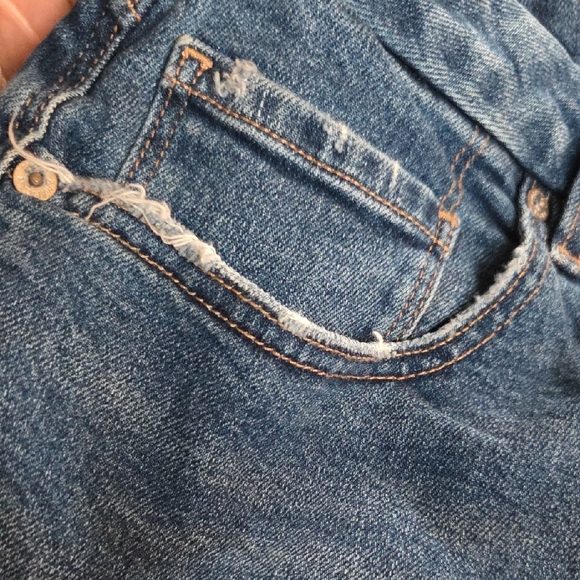 American Eagle Outfitters Curvy Mom Jeans - Picture 7 of 7